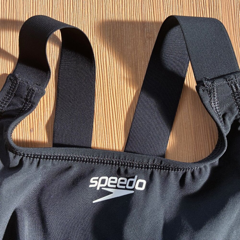 Speedo Powerplus kneeskin Women's size 26 new without tags